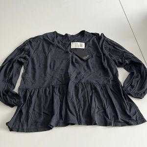 Rails black/gray top